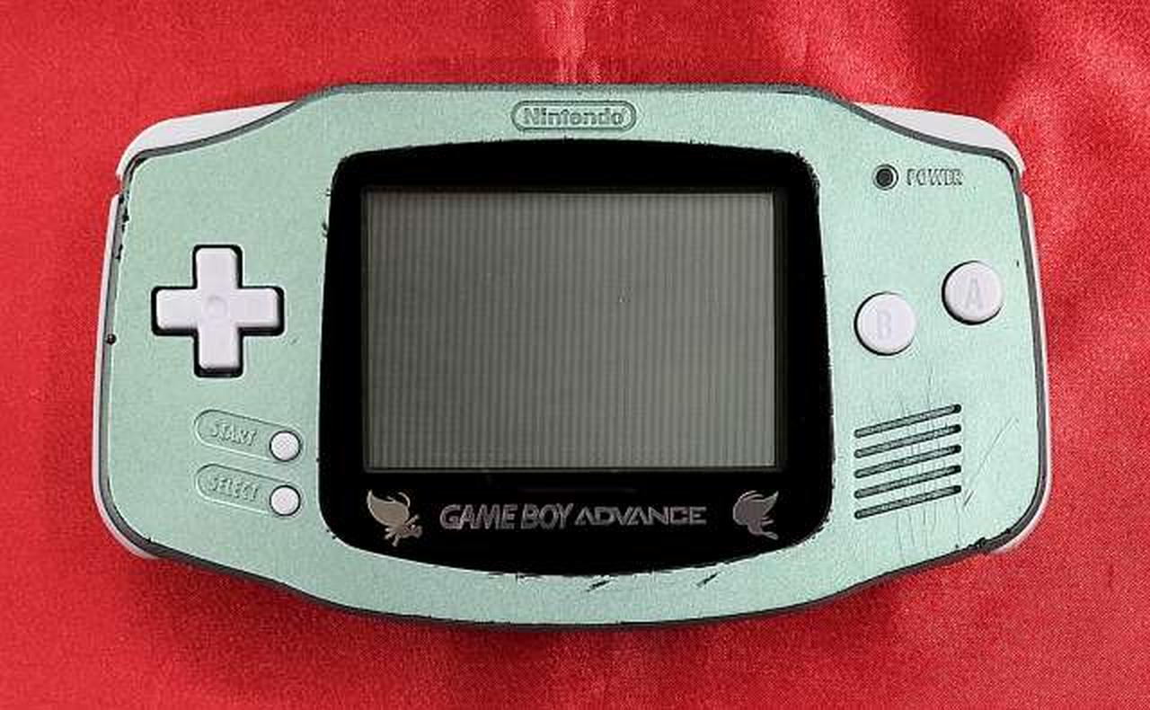 ゲームボーイアドバンス本体