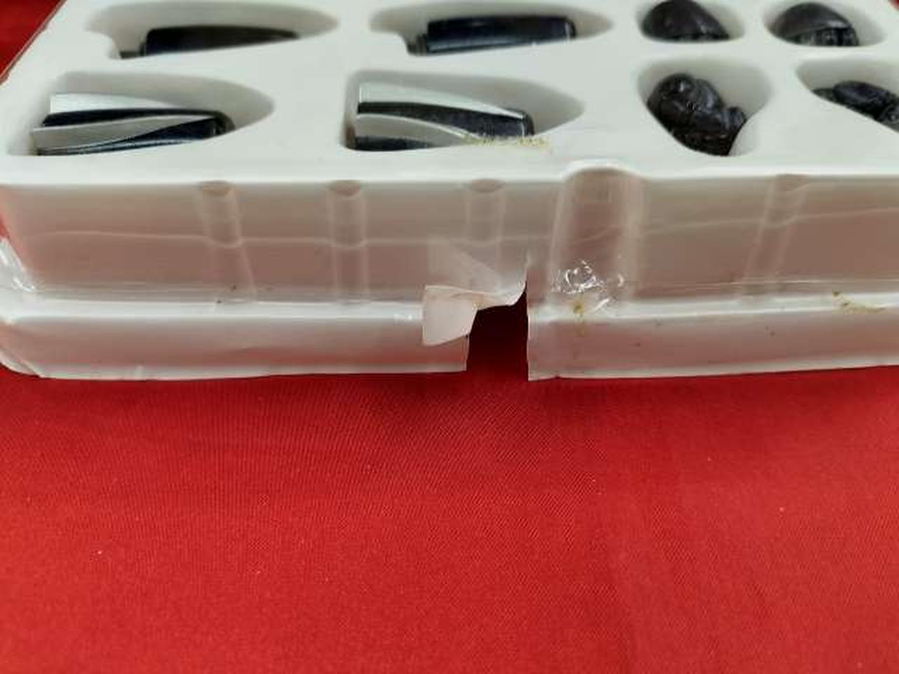 ブリスター割れあり