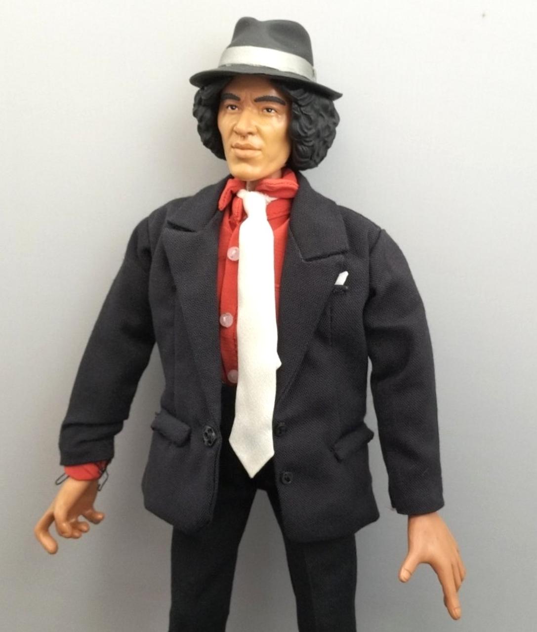 【希少】松田優作 as 工藤俊作 黒スーツ 探偵物語 フィギュア メディコムトイ 希少】松田優作 as 工藤俊作 黒スーツ 探偵物語 フィギュア