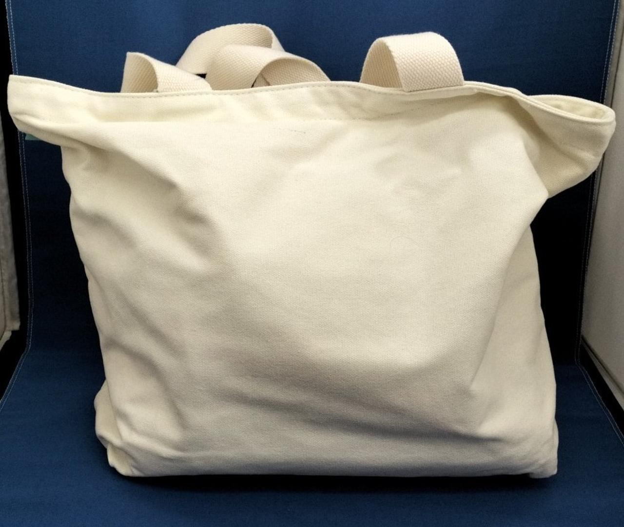 若干細かい汚れあります。