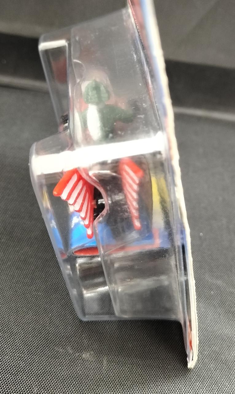 接着部のはがれあり