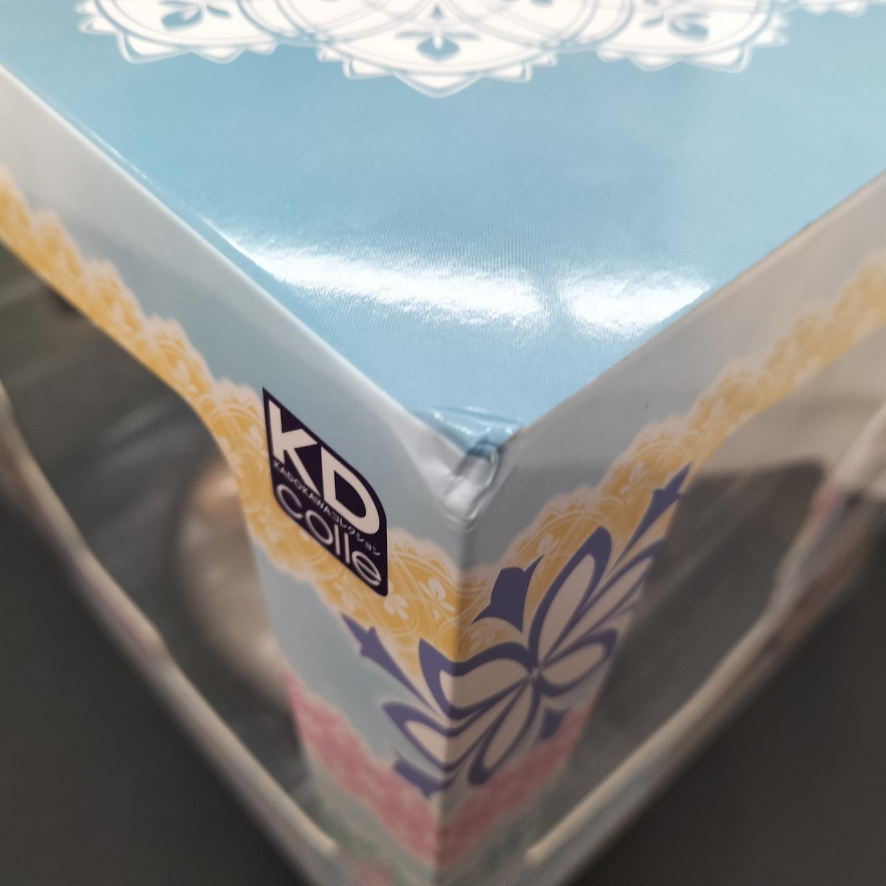 箱の角につぶれあります