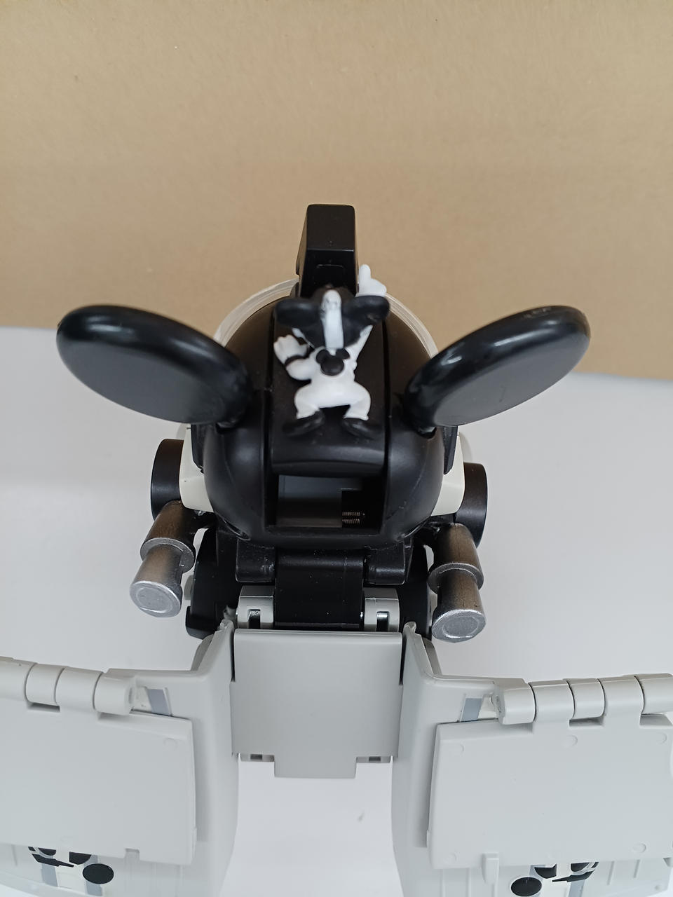 トランスフォーマー　ミッキーマウストレーラー　未開封品 Amazon.co.jp: トランスフォーマー ディズニーレーベル ミッキー