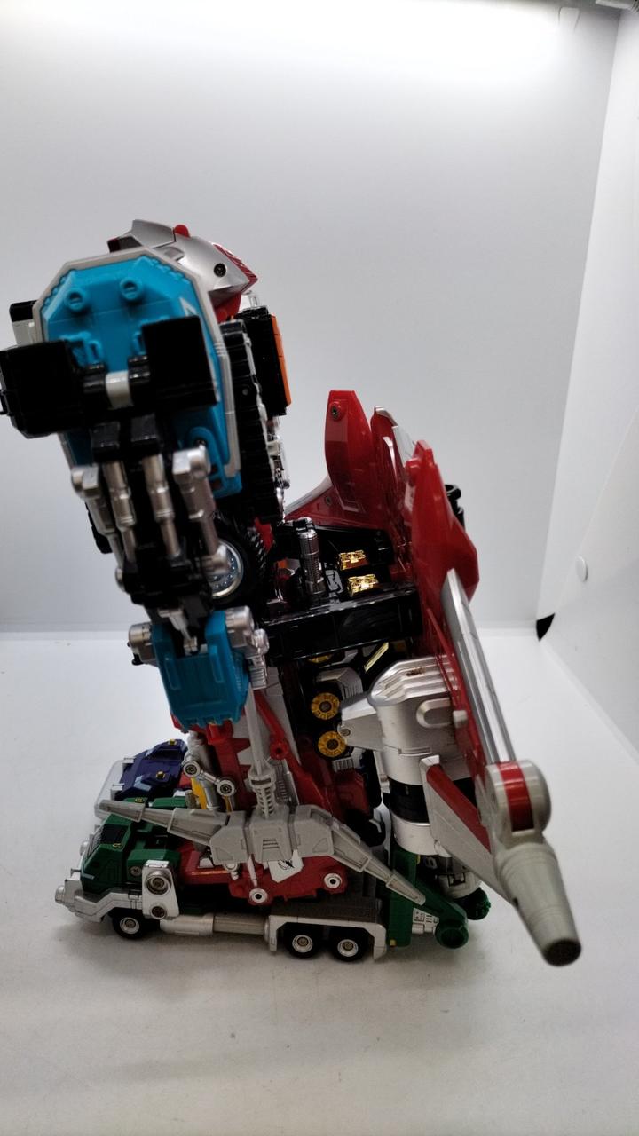 BANDAI 型番：「轟轟戦隊ボウケンジャー」 轟轟合体 DXダイボウケン