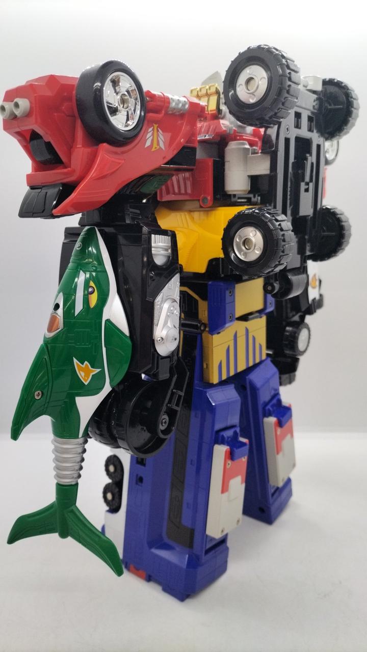 ゴーオンジャー　エンジンオー DXROBO UNIVERSE エンジンオー | スーパー戦隊おもちゃウェブ