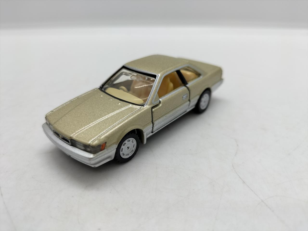 TAKARATOMY|日産レパード|HARDOFFオフモール（オフモ）|2080290000113877