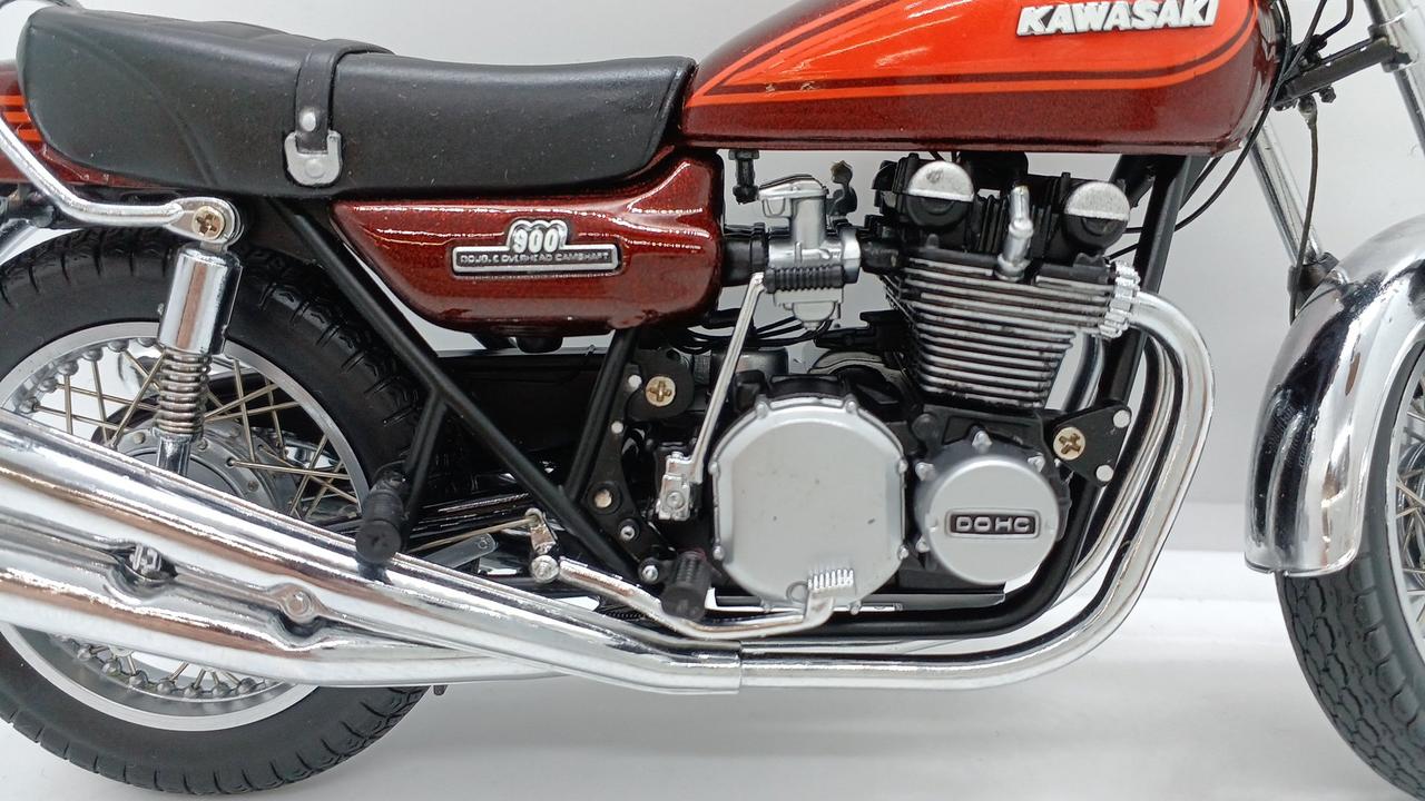 ミニチャンプス(MINICHAMPS)|カワサキ Z1 900|【ハードオフ公式通販