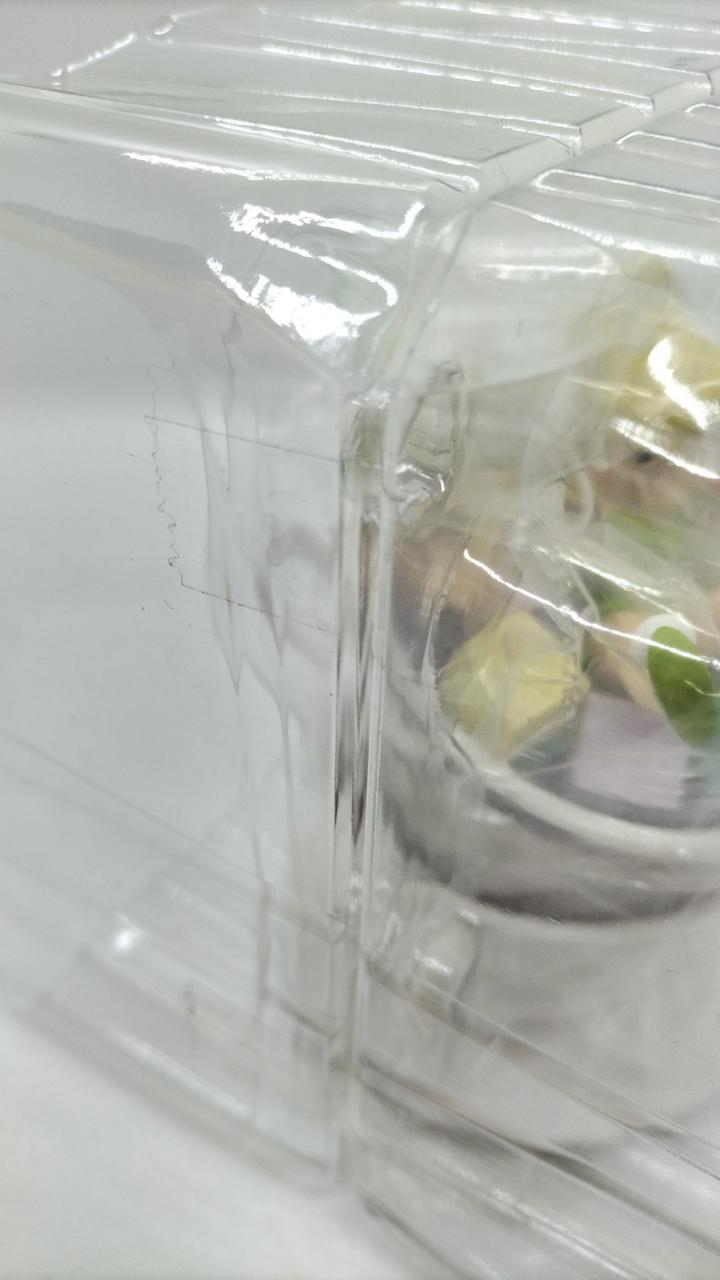 この部分のテープが切られております