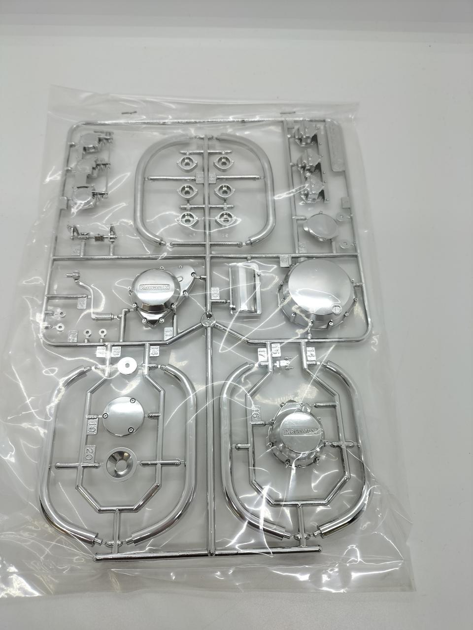 タミヤ|カワサキZ1300 エンジン|【ハードオフ公式通販】オフモール