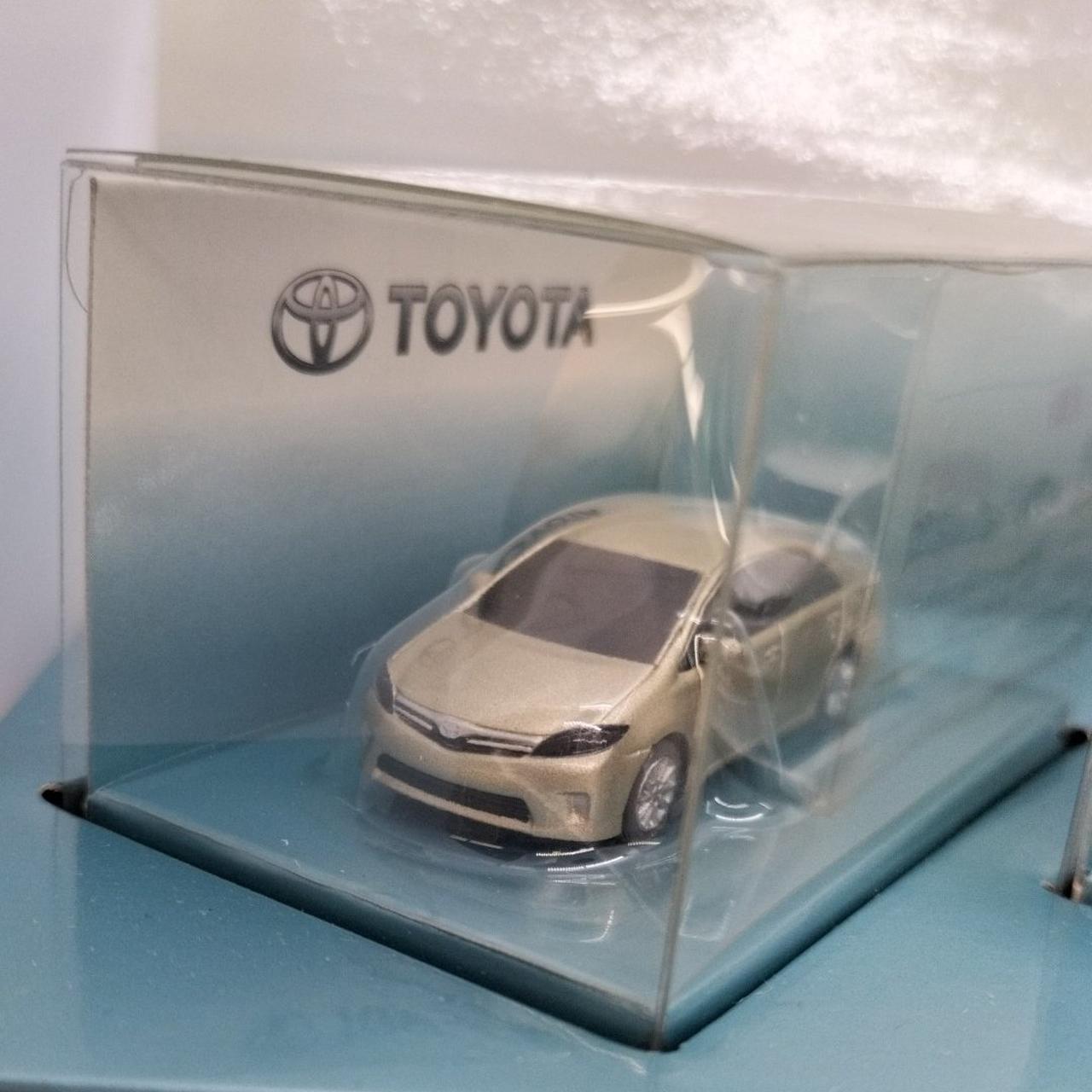 [未開封]トヨタ LQ 1/43 関係者限定　ミニカー トヨタ LQ 1/43ミニカー(関係者限定非売品) - メルカリ