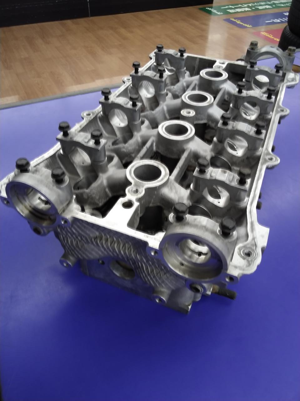 NB用シリンダヘッドです？