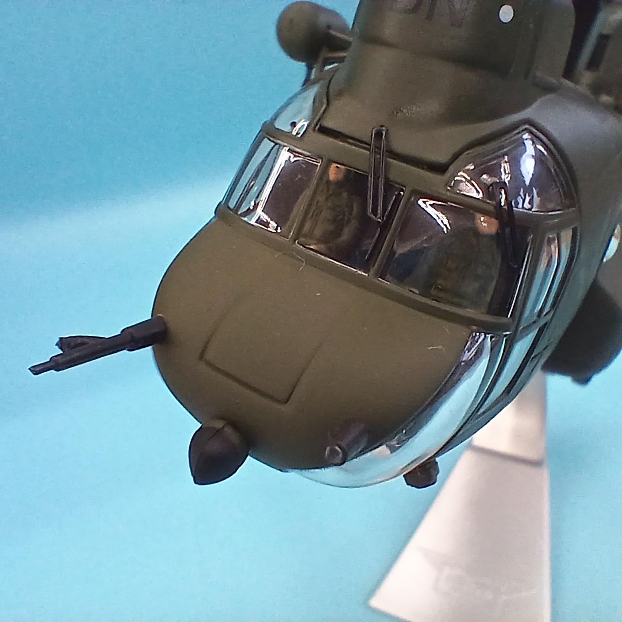 機首部分アンテナ折れあります