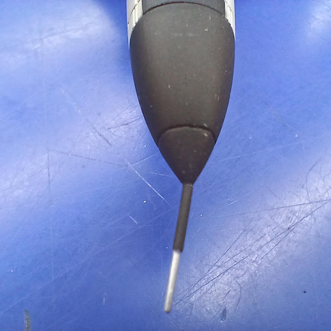 機首ピトー管曲がりあり