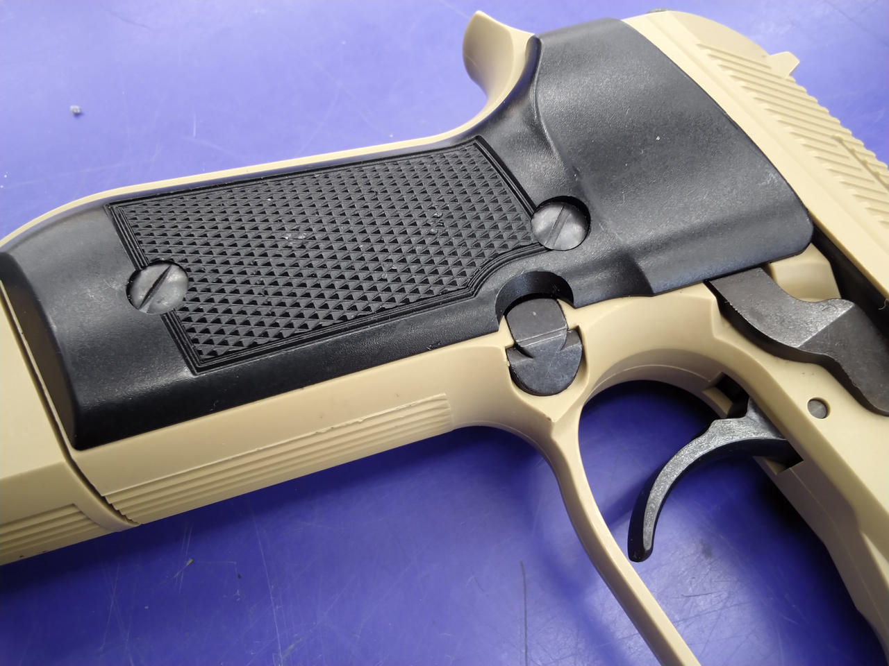 グリップ部分キズあります