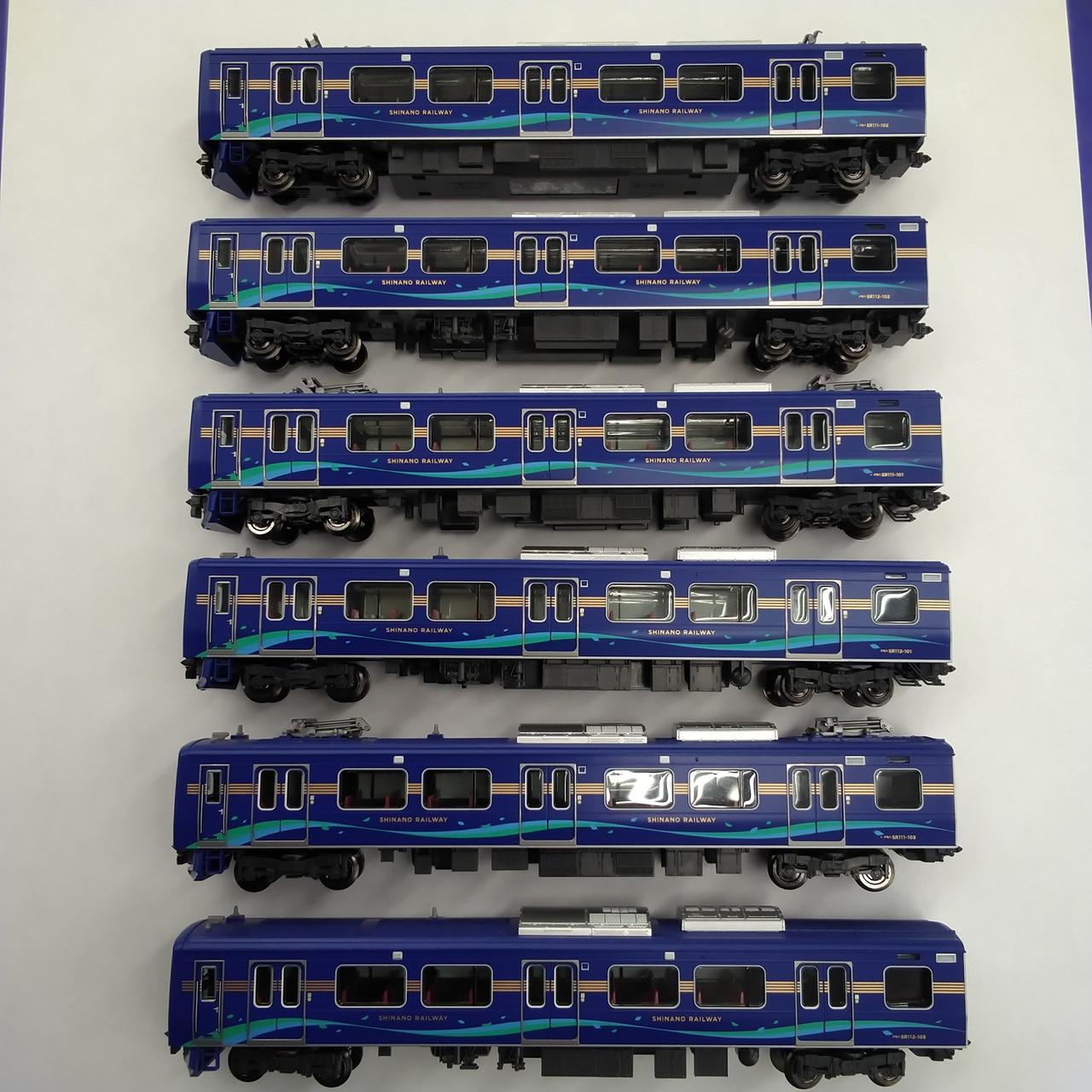 各車両室内灯入り(点灯OK)