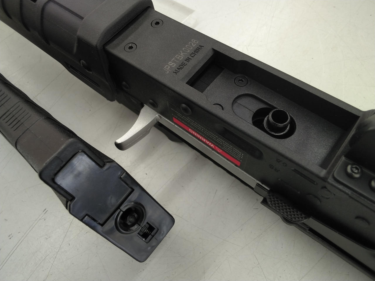 マガジン・給弾口部分