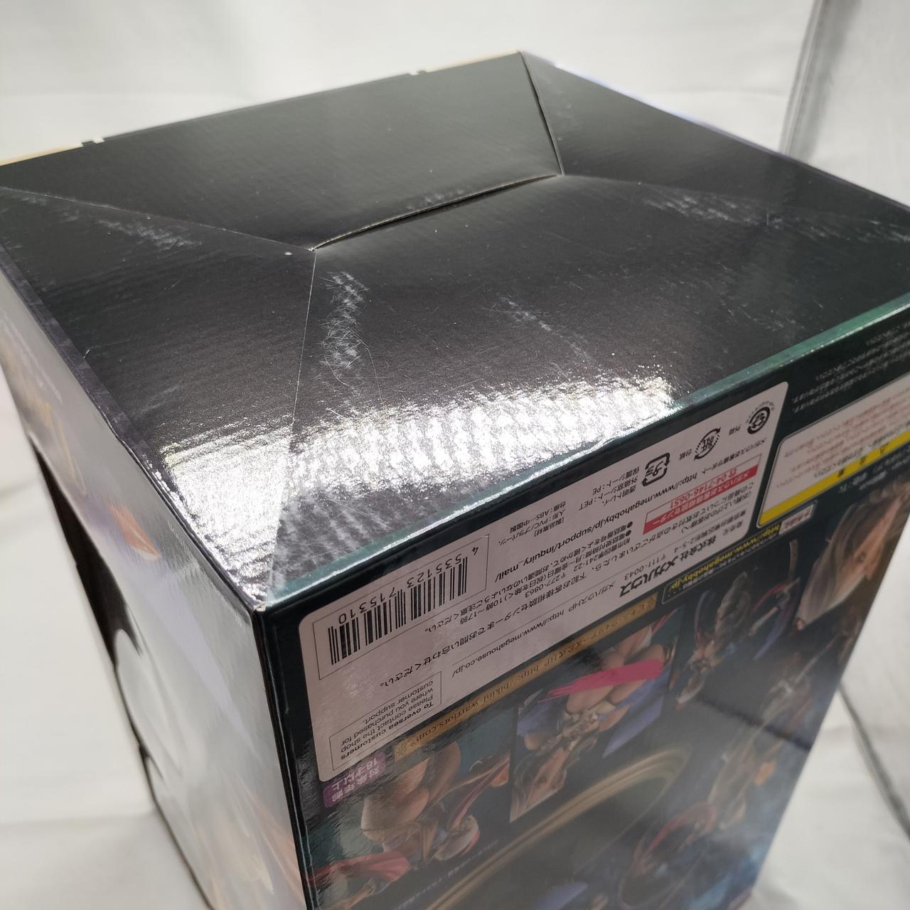 外箱に傷みが見られます