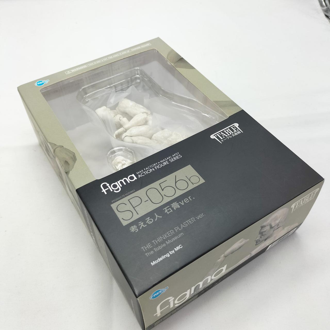 外箱に傷みが見られます