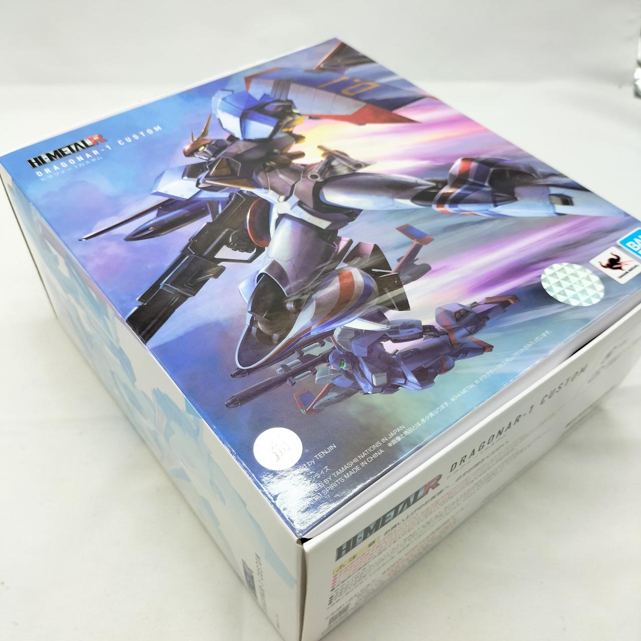 外箱に傷みが見られます