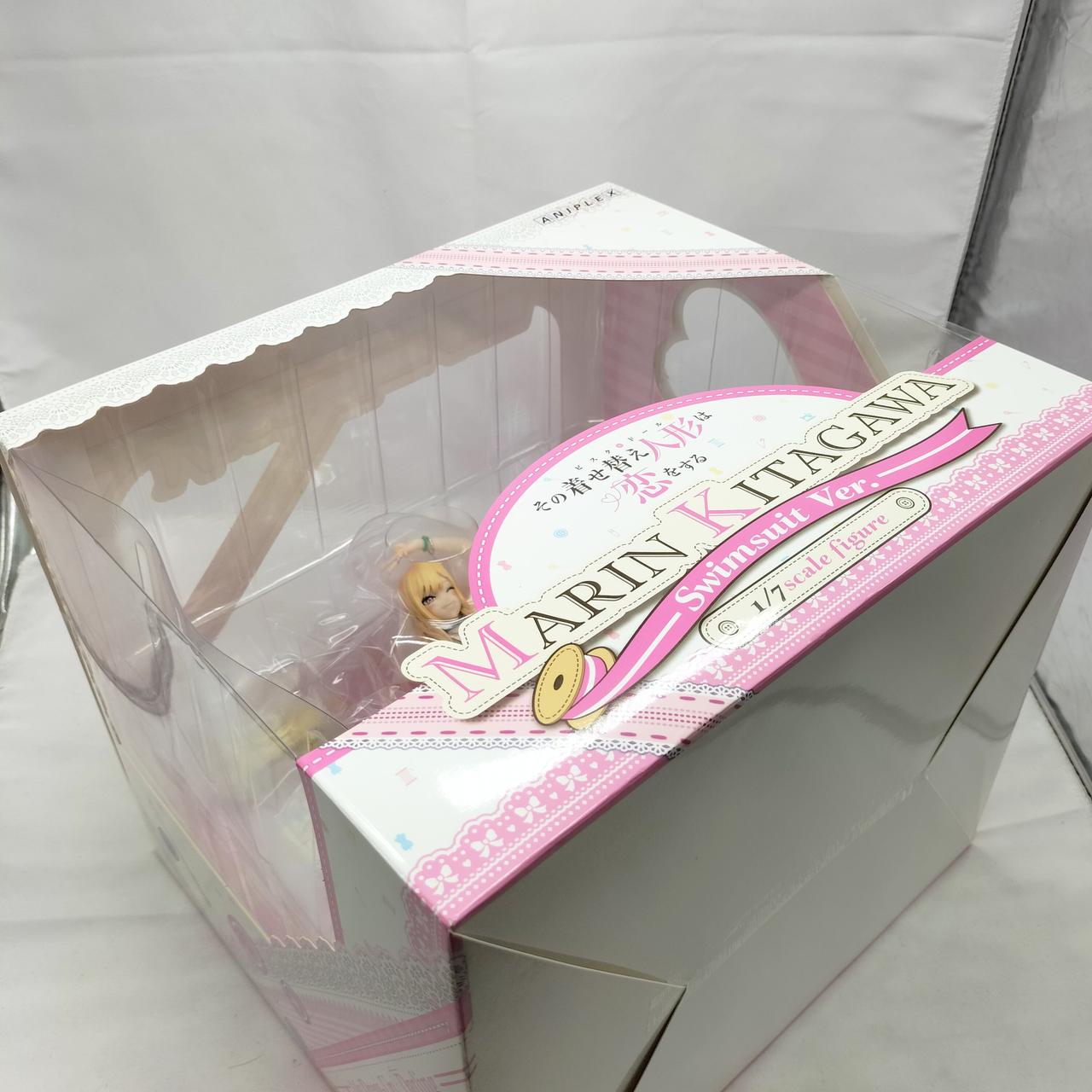 外箱に傷みが見られます