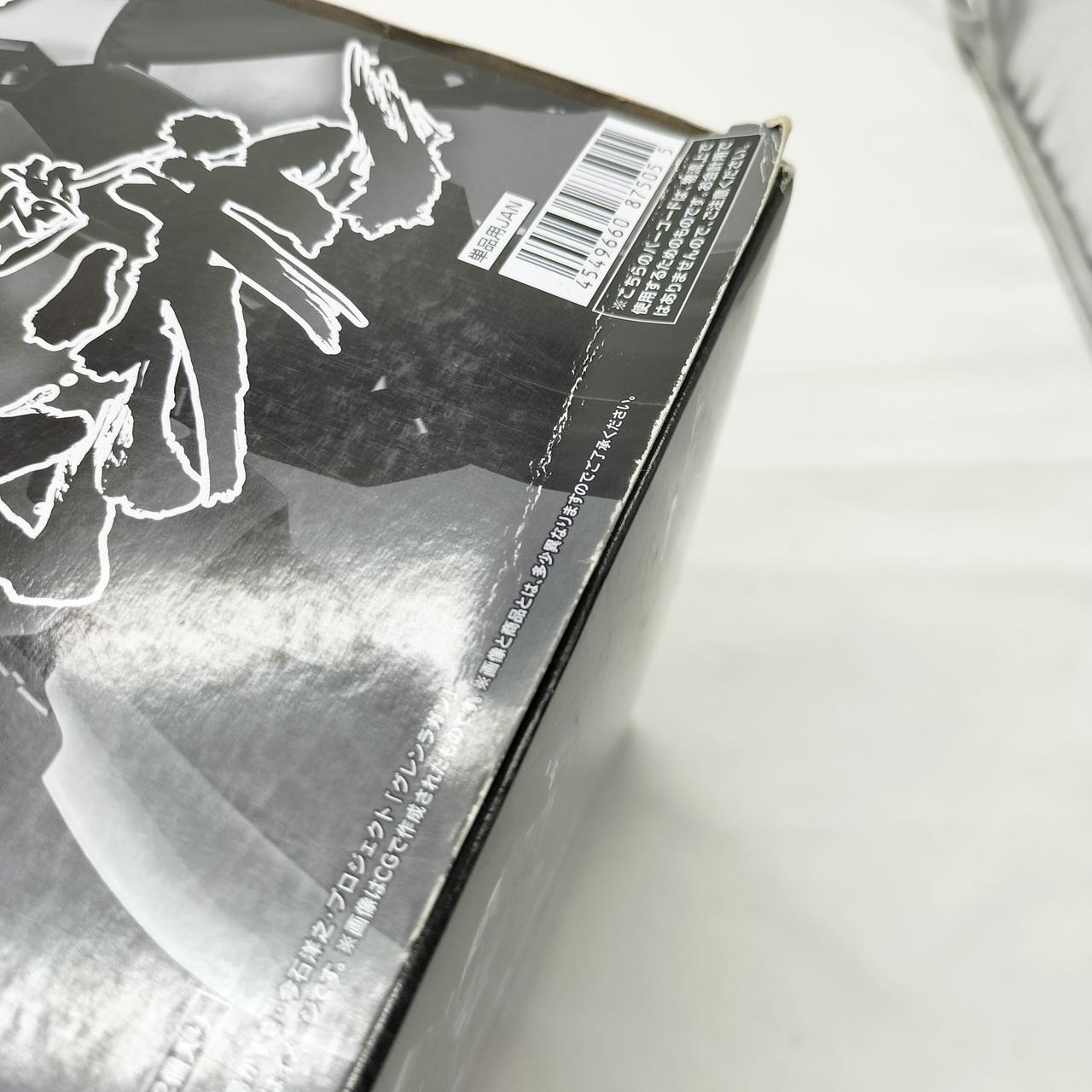 外箱に傷みが見られます