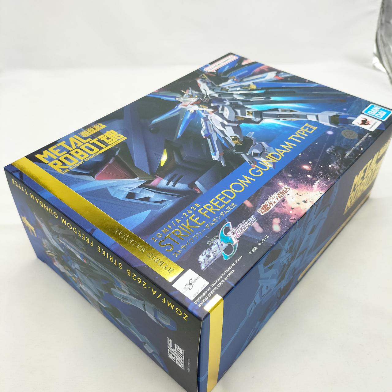 外箱に傷みが見られます