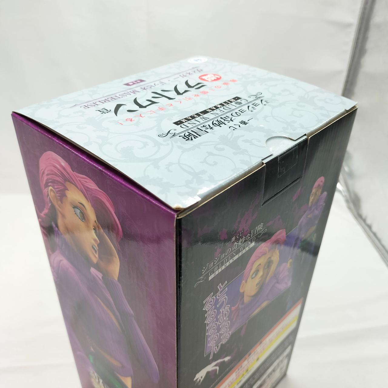 外箱に傷みが見られます