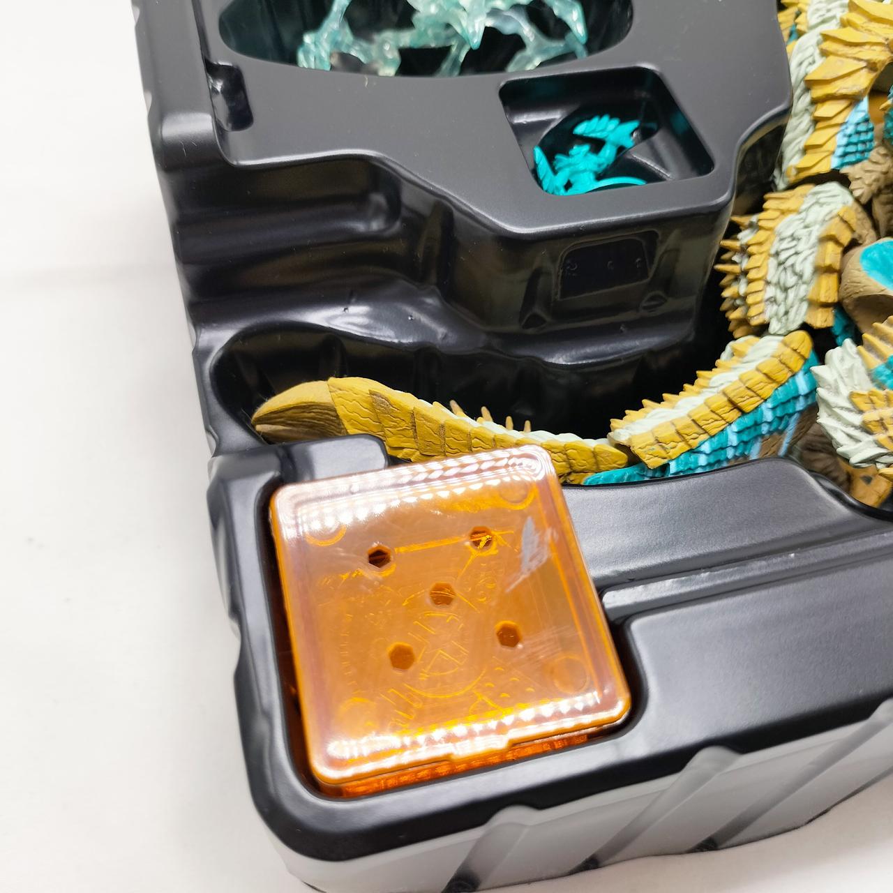 リボコンテナに傷みが見られます