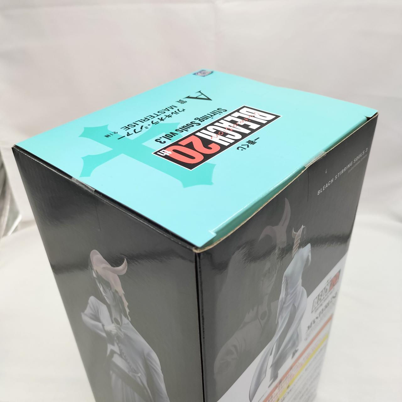 外箱に傷みが見られます