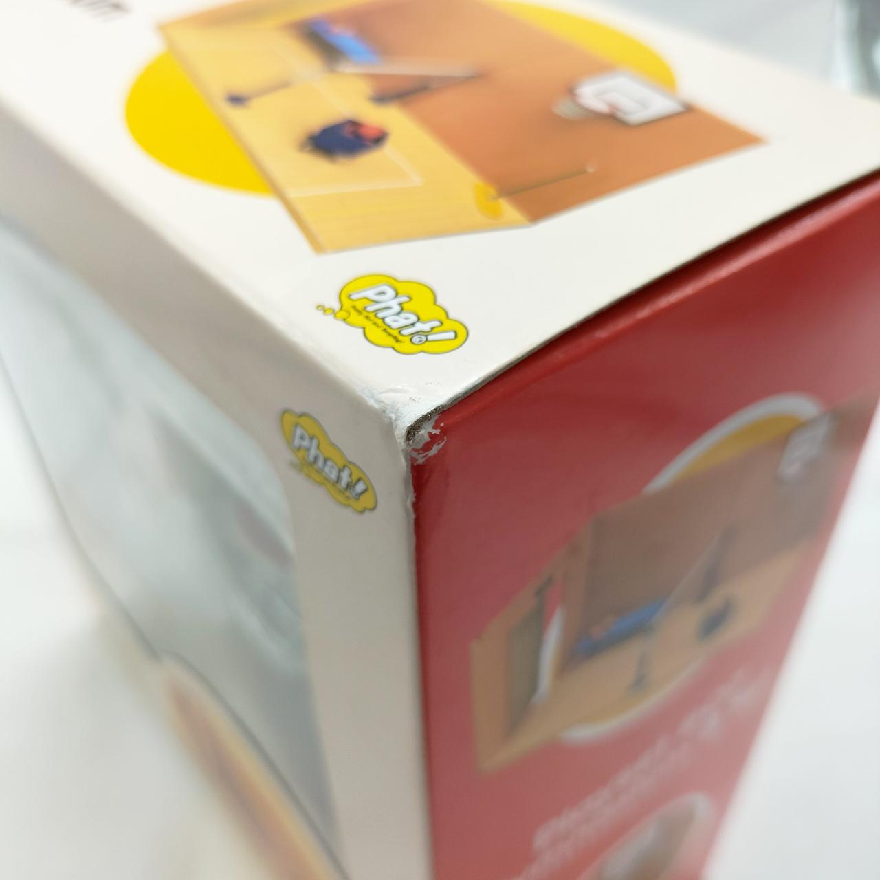 外箱に傷みが見られます