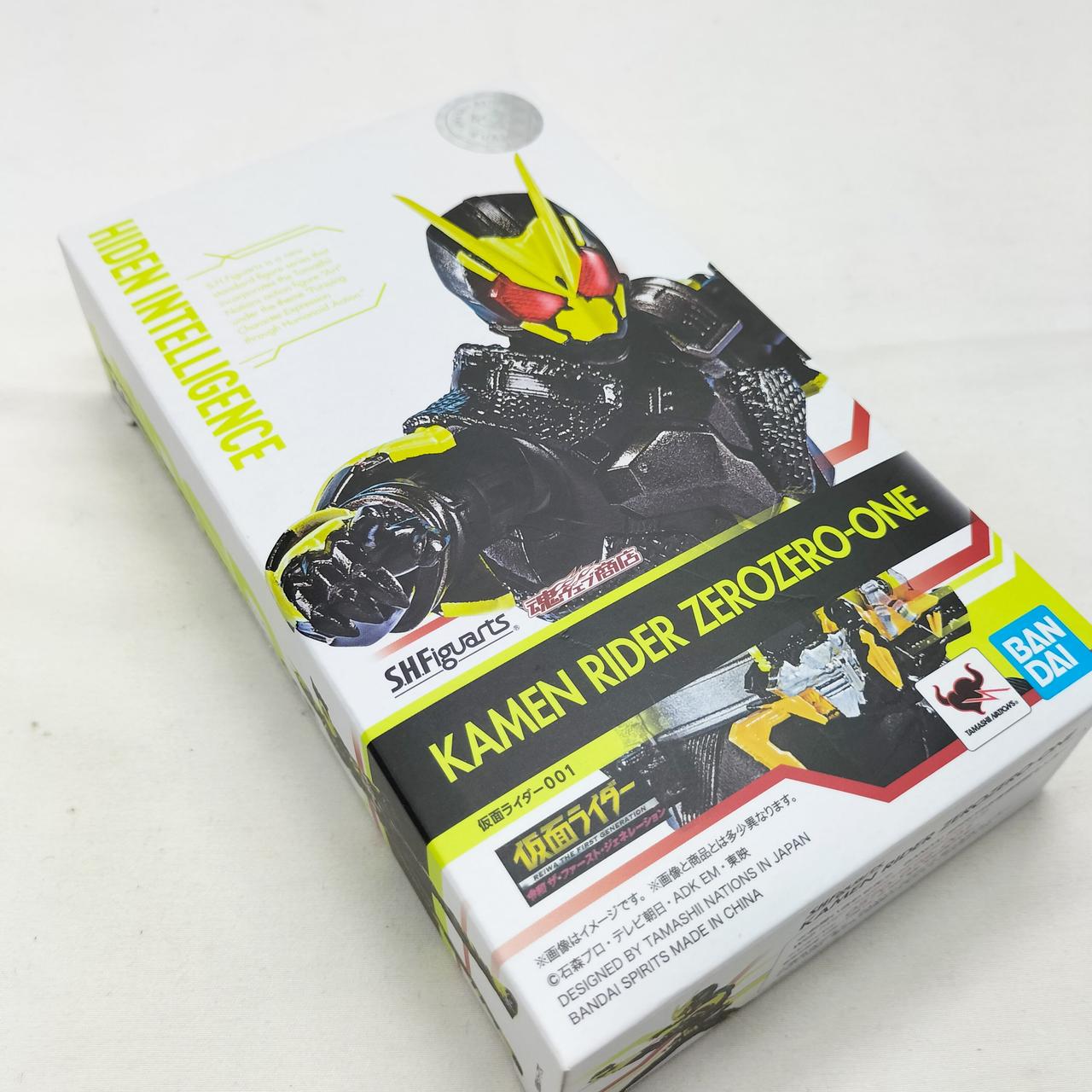 外箱に傷みが見られます