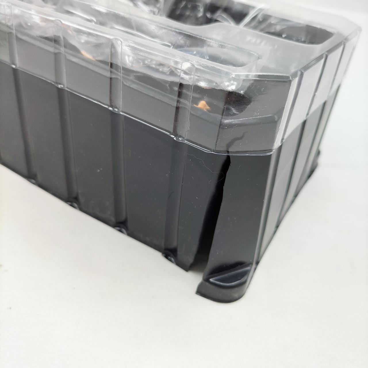 ブリスターに破損が見られます