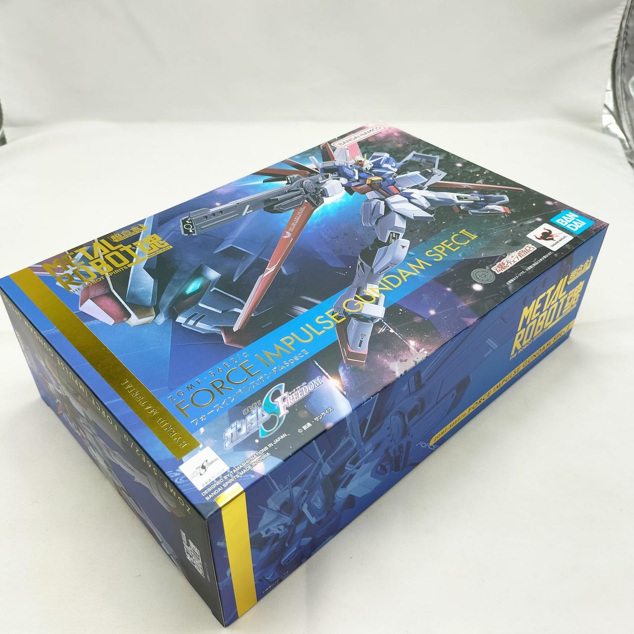 外箱に傷みが見られます