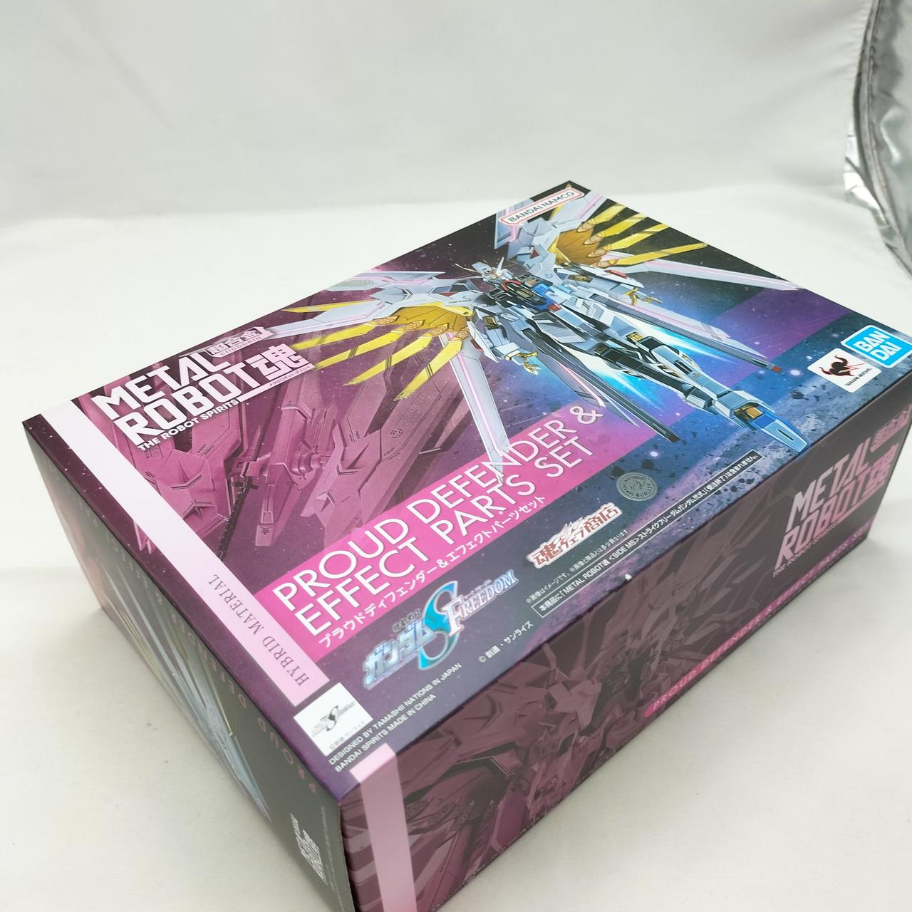 外箱に傷みが見られます