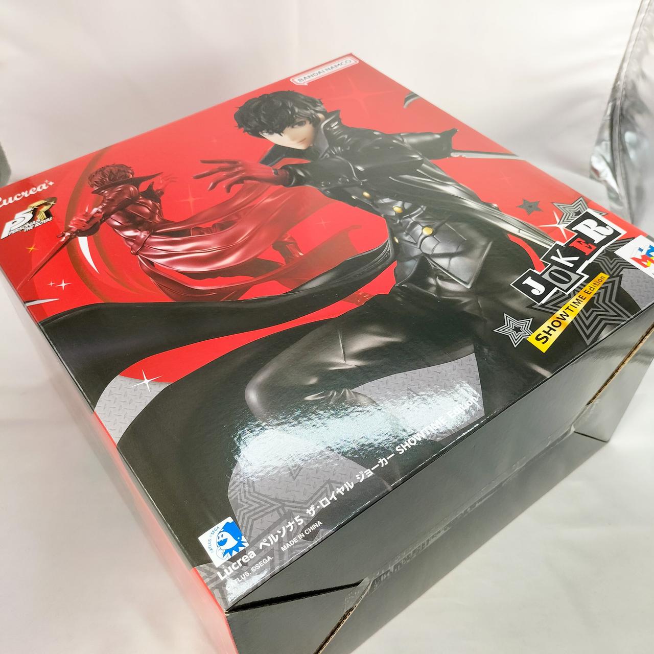 外箱に傷みが見られます