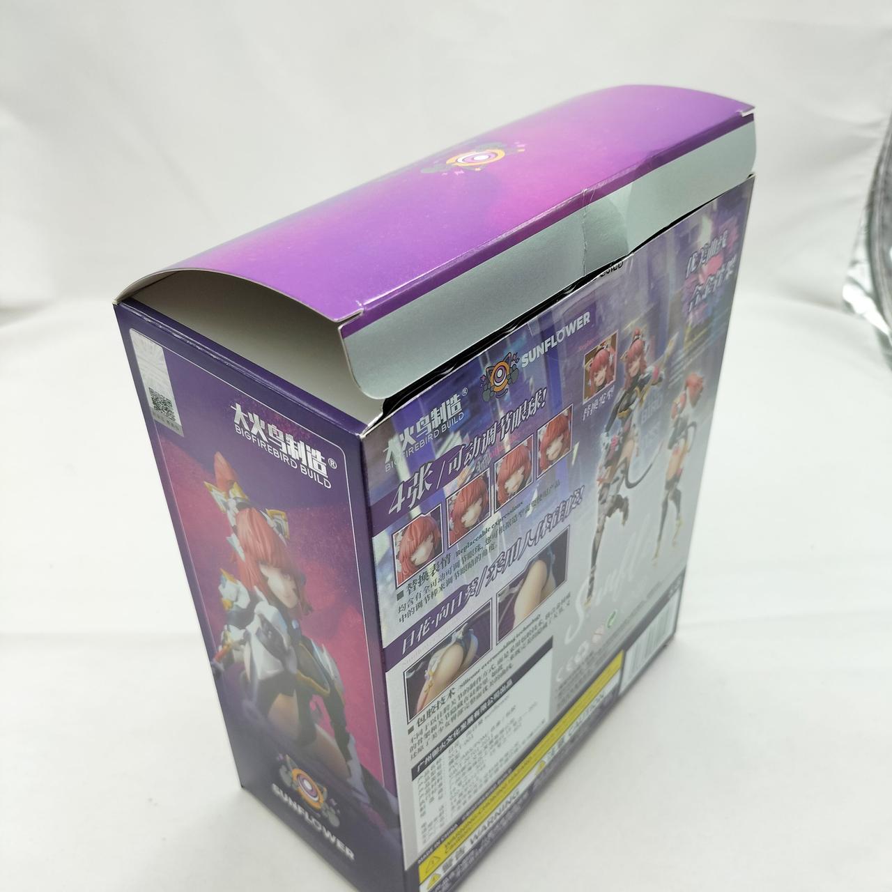 外箱に傷みが見られます