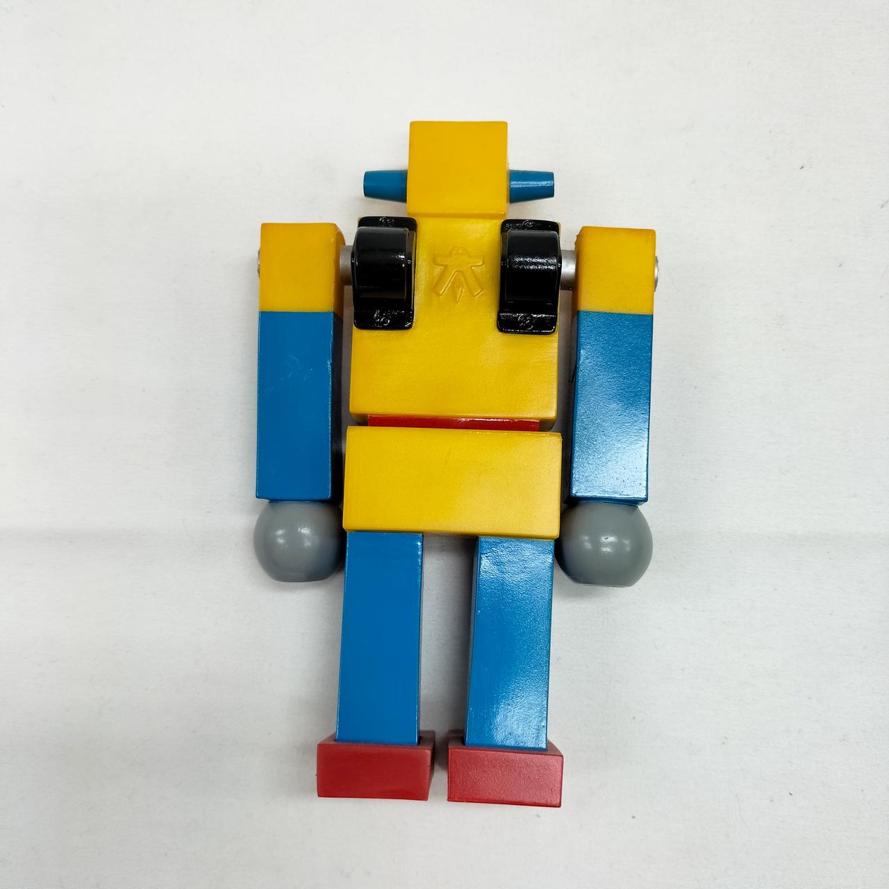 本体に傷みが見られます