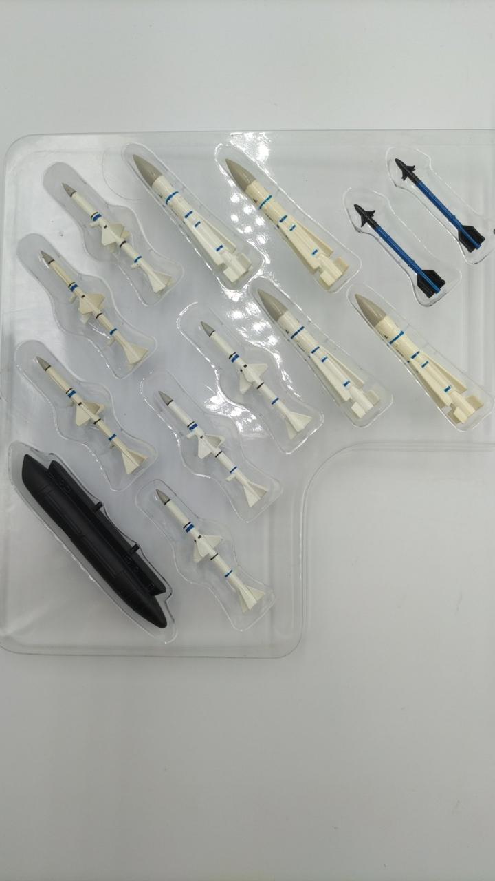 色変わりあり。