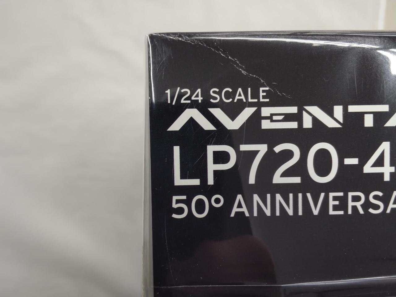 箱にダメージあります。