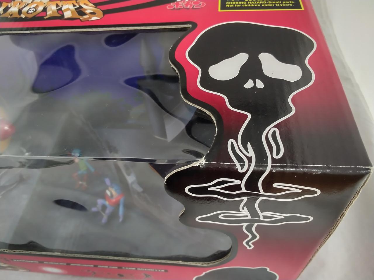 箱、ブリスターにイタミあります