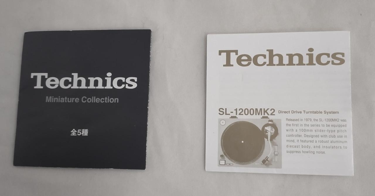 ミニブックは5冊ずつ入ってます