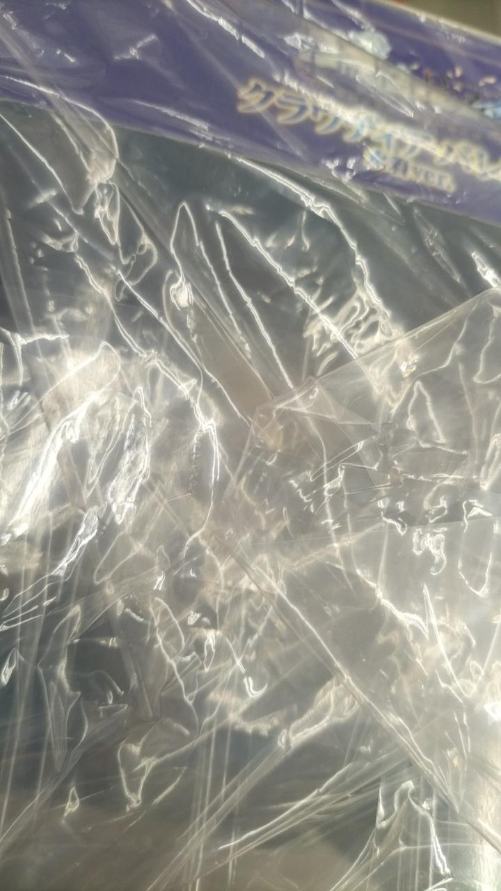 袋のテープ一部外れてます