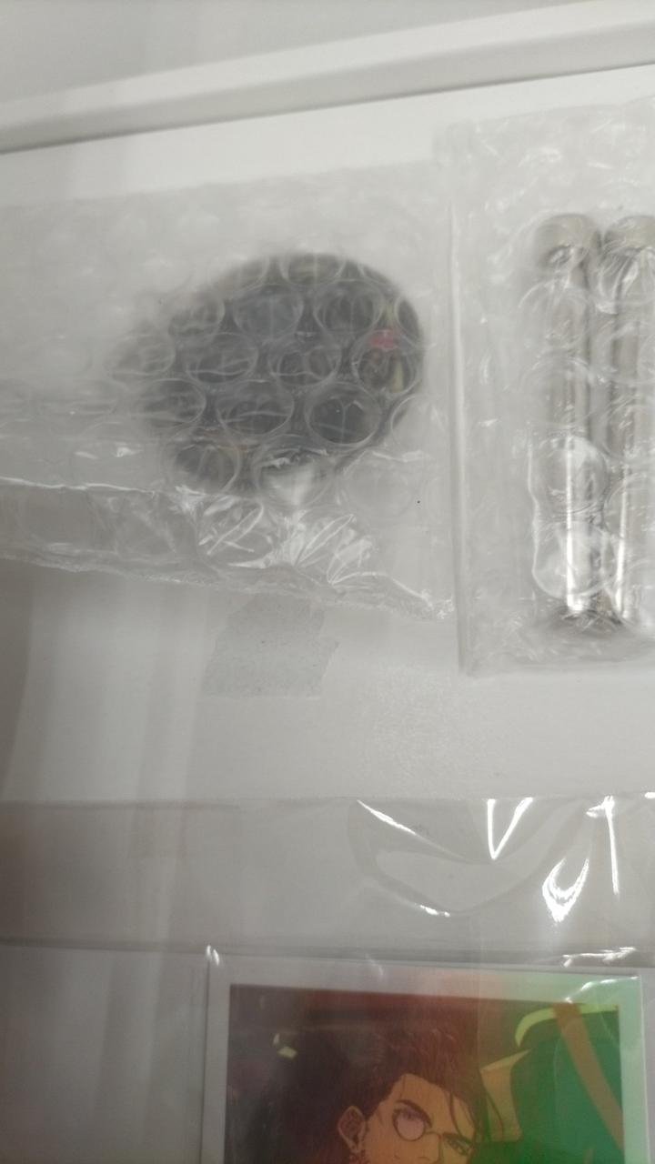 テープ跡有ります