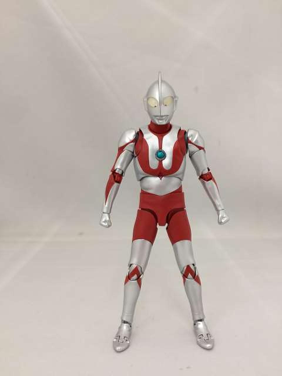 少しキズ汚れがあります。