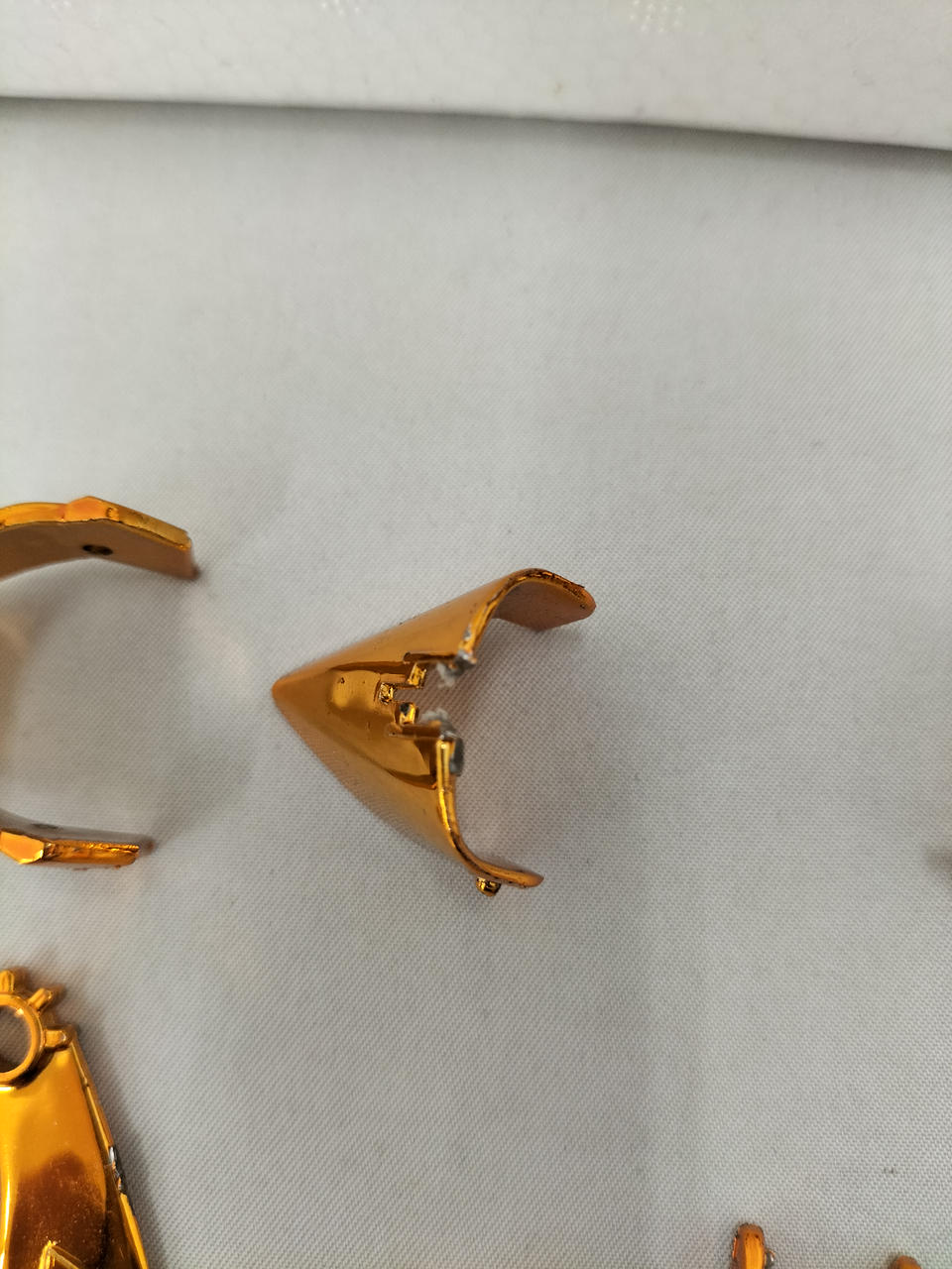 ゲート跡が目立ちます