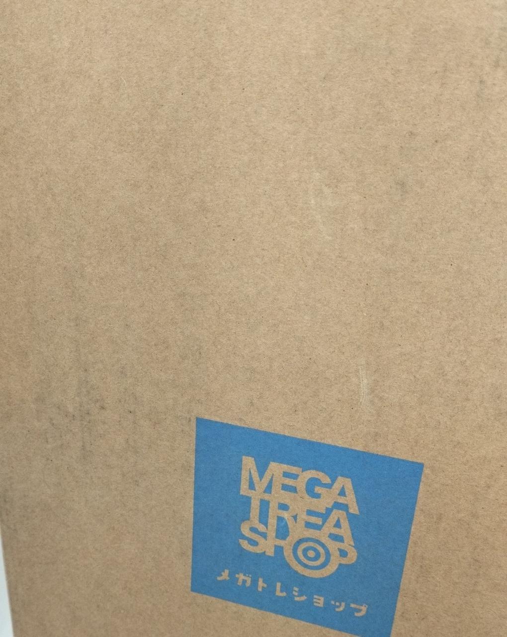 輸送箱に汚れ有り