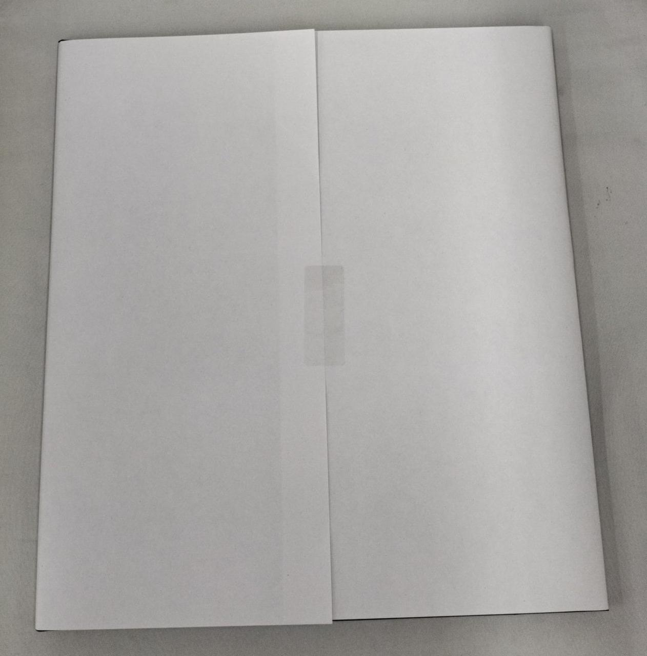 アルバムは開封不明とさせて頂きます。