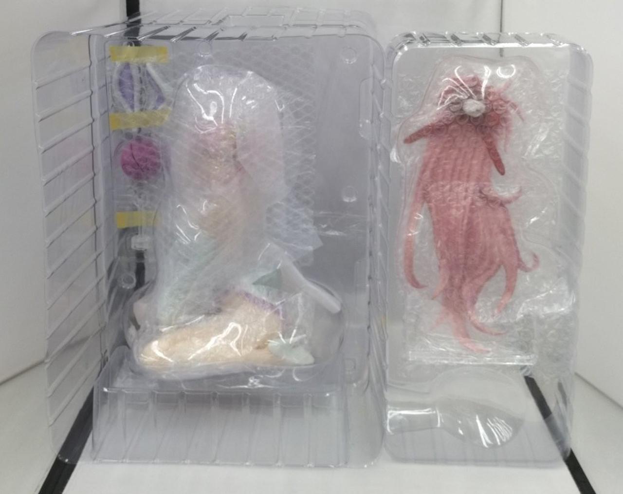 付属品が動く為、マステで固定しています
