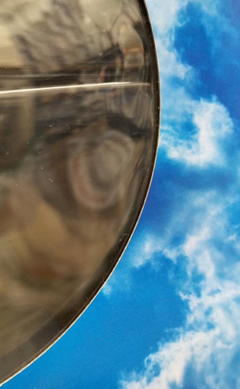 小さなホコリが入りやすいです