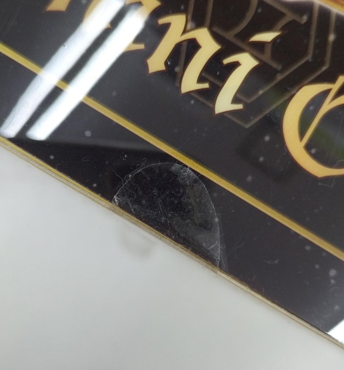 テープが剥がれてます